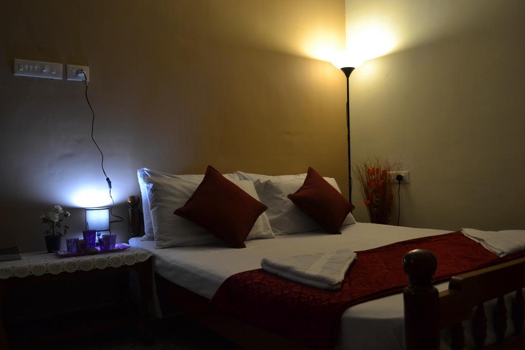 Alappuzha Thoms Beach Homestay מראה חיצוני תמונה