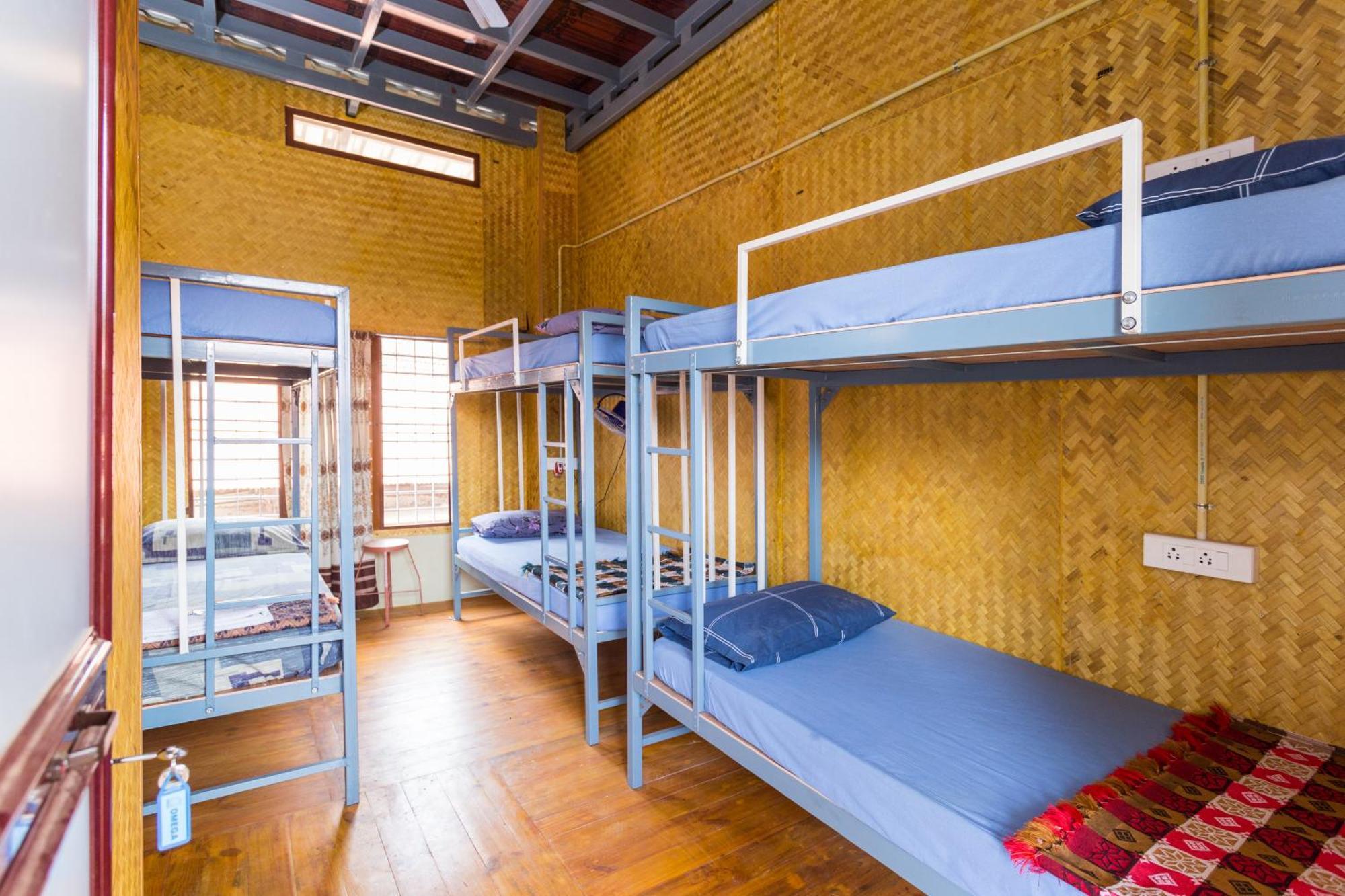 Alappuzha Thoms Beach Homestay מראה חיצוני תמונה
